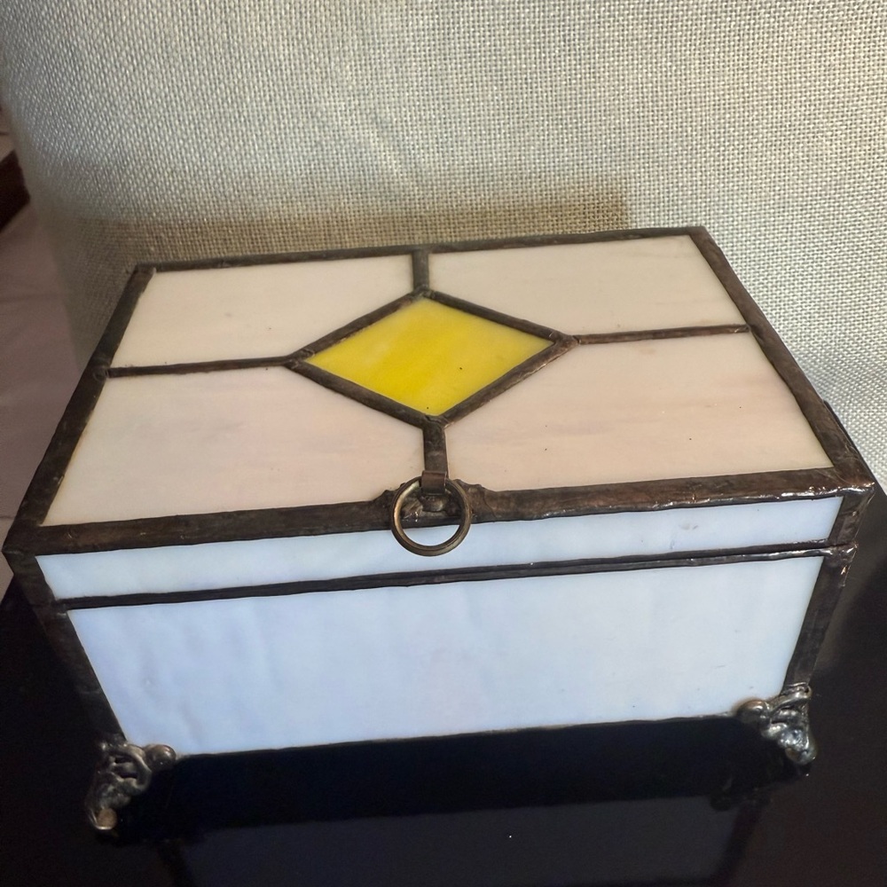 Stained Glass trinket box with a hinged lid. White/Yellow